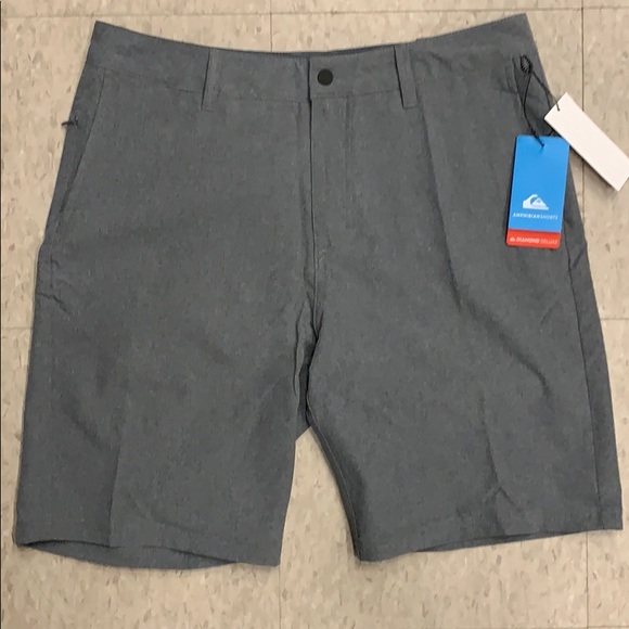 Quiksilver Other - NWT quiksilver amphibian shorts